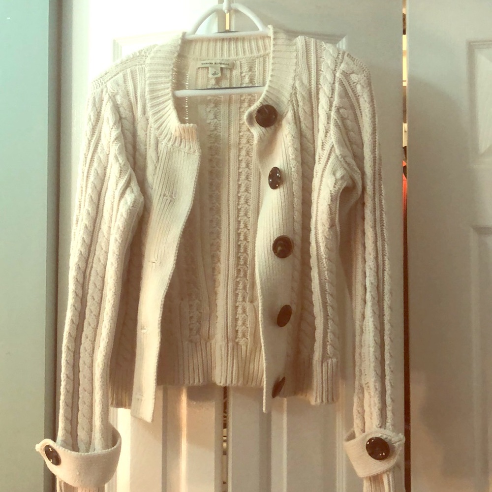 Banana Republic cream sweater